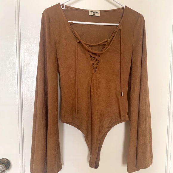 Flare Sleeved Bodysuit - Picture 1 of 6